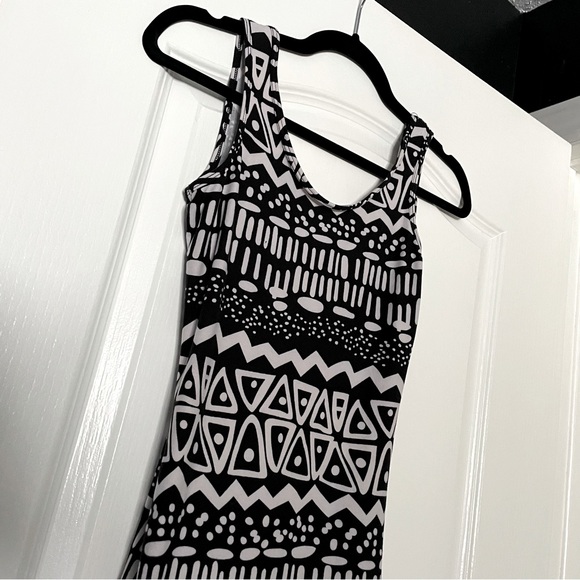 Abstract Patterned Soft Low Back Tank Dress - Picture 2 of 5